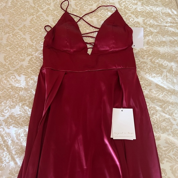 SOLD Alamour the Label Loretta Gown - Picture 6 of 11